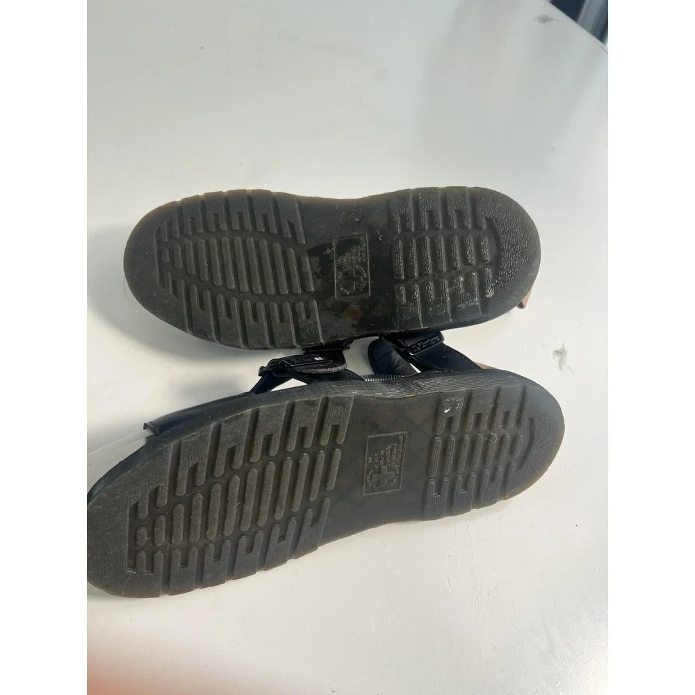 Dr. Martens Vegan Gryphon Shoes Mens Size 8 Black Strappy Sandals Buckle